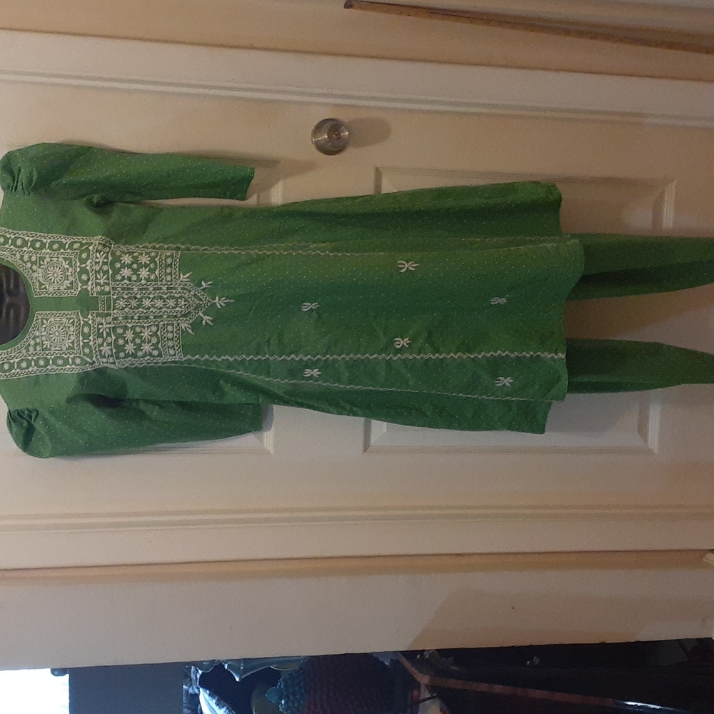 Women 2 pieces Chikankan Indian outfit